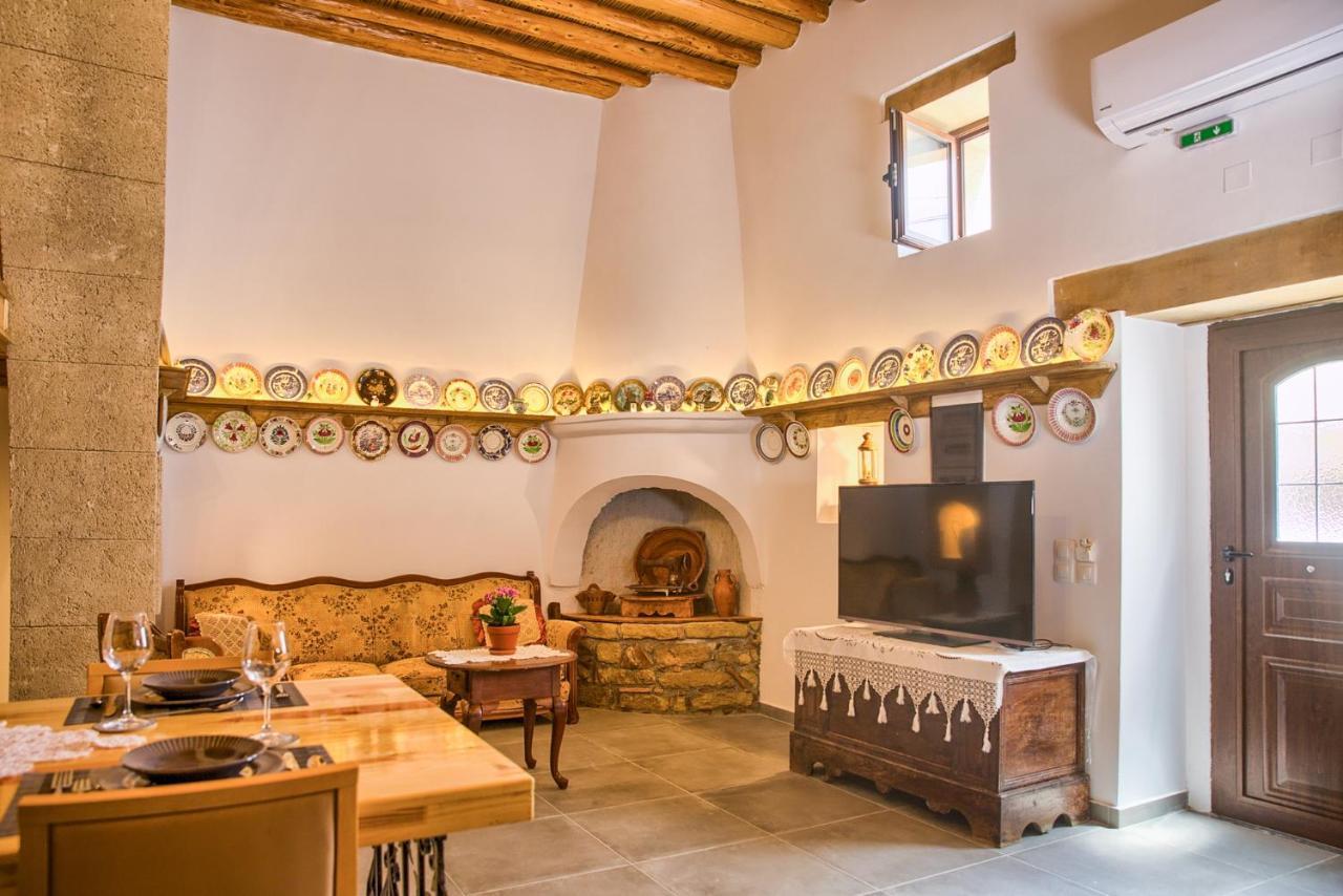 Вилла Stone Arch Malona Village Экстерьер фото